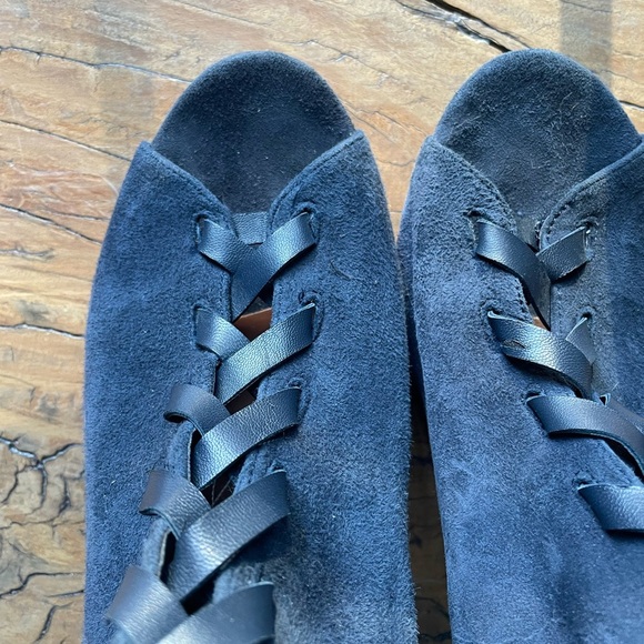 Aerosoles Blue Velvet Pretty Bird Heel Rest Lace Up Peep Toe Boot Size 10 - Picture 6 of 10